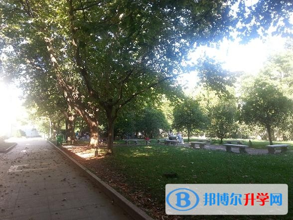安順市第一高級(jí)中學(xué)招生代碼