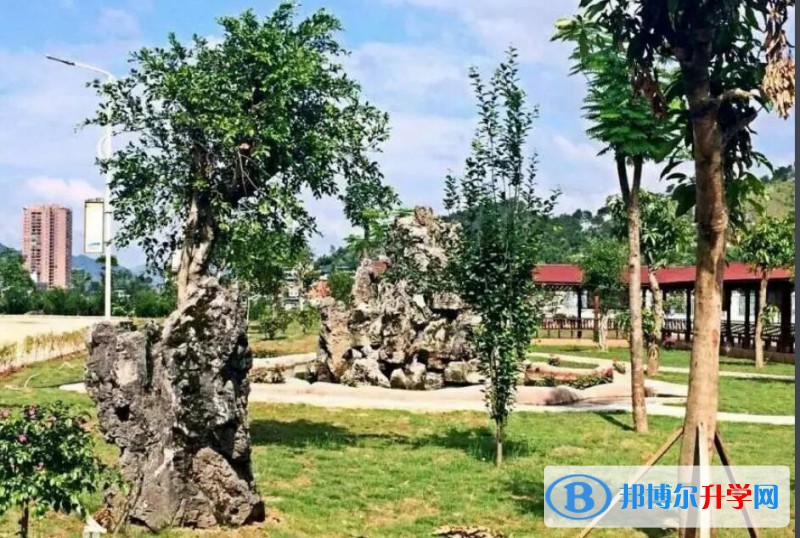 羅甸第一中學怎么樣、好嗎