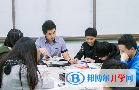 深圳博納國際學校2023年招生辦聯系電話