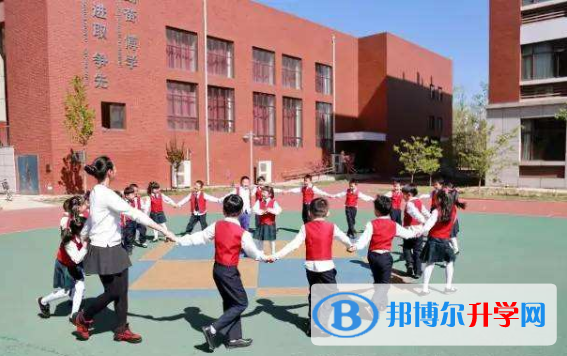 河北師范大學附屬中學中加國際班怎么樣、好不好