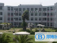 大理市下關(guān)第二中學(xué)2025年報名條件、招生要求、招生對象