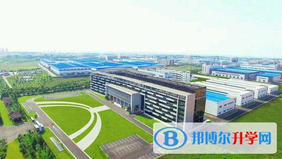四川省東汽八一中學(xué)2021年學(xué)費、收費多少
