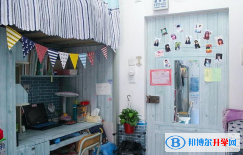 重慶渝北中學(xué)校2021年宿舍條件