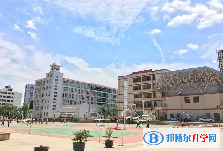 昆明市官渡區第一中學2021年招生代碼