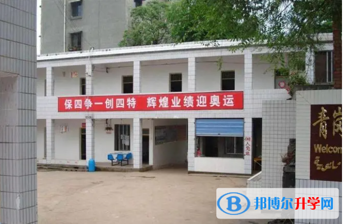  射洪縣青崗中學2022年宿舍條件