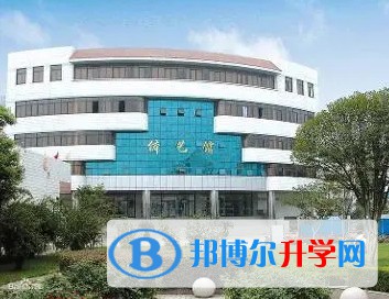 江蘇省江陰市第一中學怎么樣、好不好