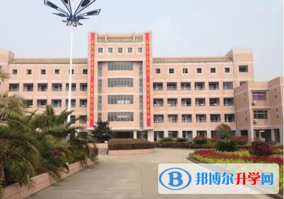 揚(yáng)中市新壩中學(xué)怎么樣、好不好