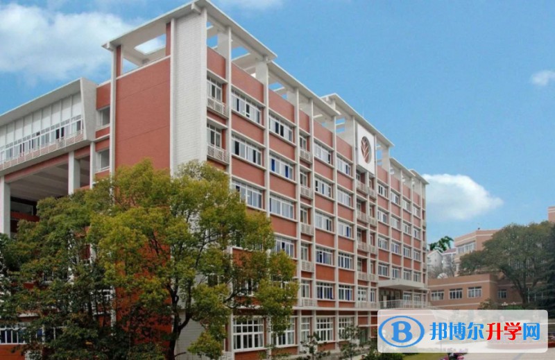 重慶市兩江新區(qū)西南大學(xué)附屬中學(xué)校怎么樣、好不好