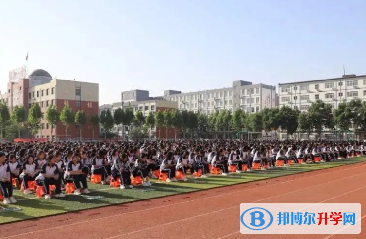 高陽縣第一中學(xué)地址，乘車路線