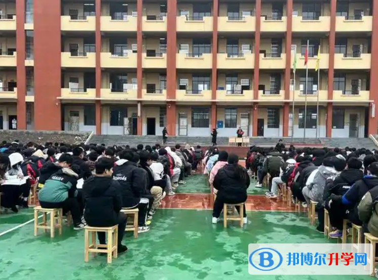 2025四川旺蒼五峰中學招生計劃 招生人數是多少(附要求、條件、對象)