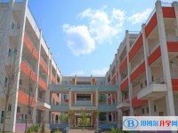 四川省廣元市八二一中學地址，乘車路線